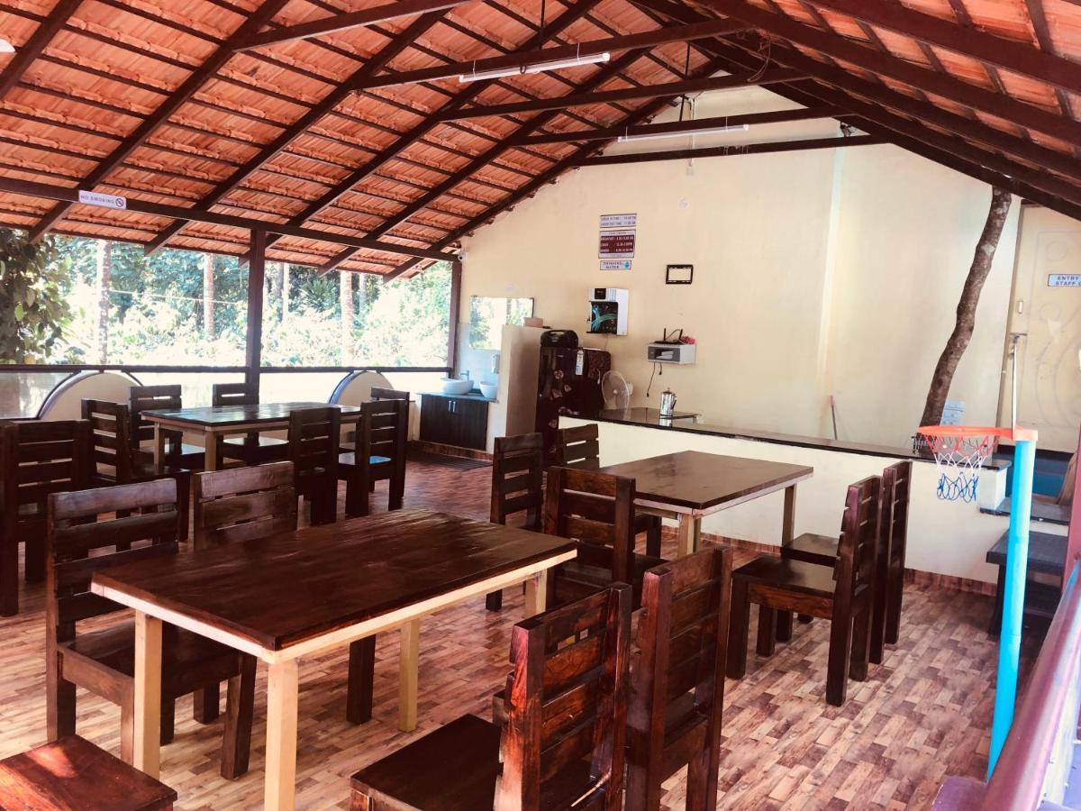 Silver Springs Homestay Chickmagalur Chikmagalūr Exterior foto